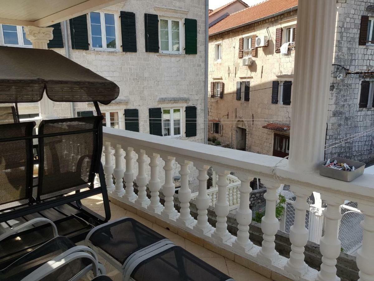 Apartments Sovran Vila Marija Прчань Экстерьер фото